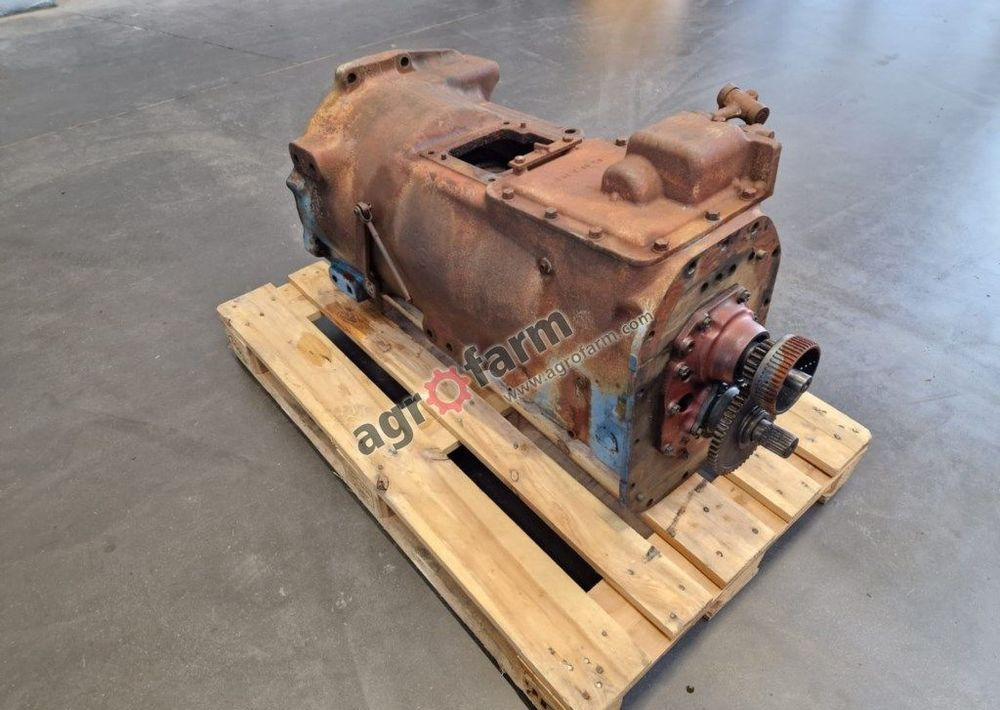 Skrzynia biegów Ford 7700, D7NN7006C - Caja de cambios: foto 3 Skrzynia biegów Ford 7700, D7NN7006C - Caja de cambios: foto 3