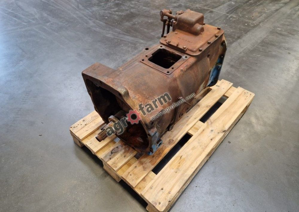 Skrzynia biegów Ford 7700, D7NN7006C - Caja de cambios: foto 2 Skrzynia biegów Ford 7700, D7NN7006C - Caja de cambios: foto 2