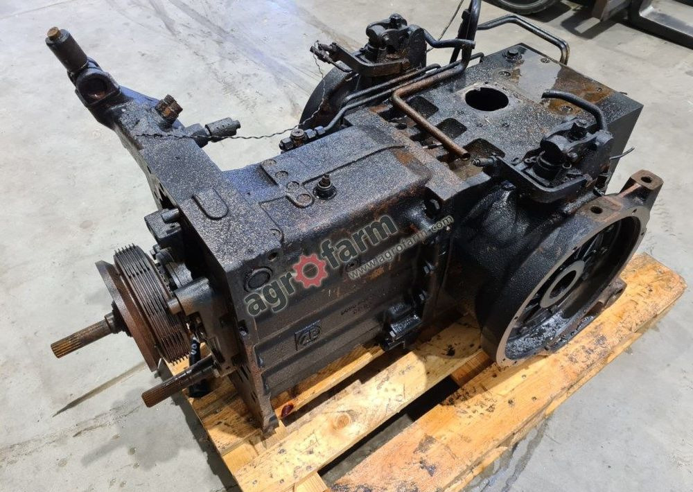 Skrzynia biegów, most tylny Deutz Agrotron 100 - Caja de cambios: foto 1 Skrzynia biegów, most tylny Deutz Agrotron 100 - Caja de cambios: foto 1