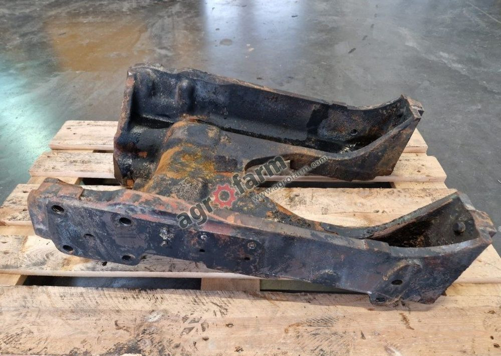 Suport przedni Massey Ferguson 6170, 6180, 6190 - Carrocería y exterior: foto 1 Suport przedni Massey Ferguson 6170, 6180, 6190 - Carrocería y exterior: foto 1