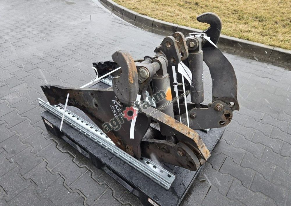 TUZ, przedni podnośnik, Renault Ares 556 RZ - Carrocería y exterior para Tractor: foto 1 TUZ, przedni podnośnik, Renault Ares 556 RZ - Carrocería y exterior para Tractor: foto 1