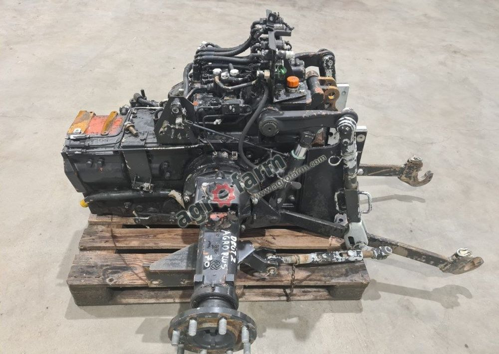 Tylny most Deutz Fahr Agroplus 70 00085461060 - Caja de cambios: foto 4 Tylny most Deutz Fahr Agroplus 70 00085461060 - Caja de cambios: foto 4