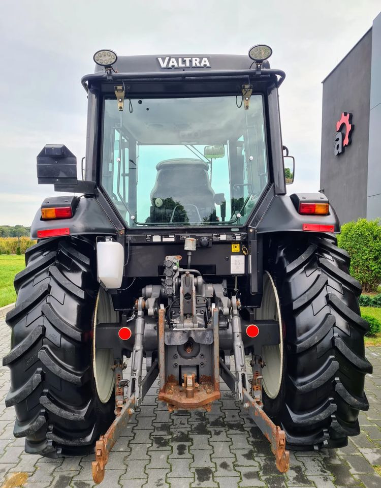 Valtra A93 - Tractor: foto 5 Valtra A93 - Tractor: foto 5