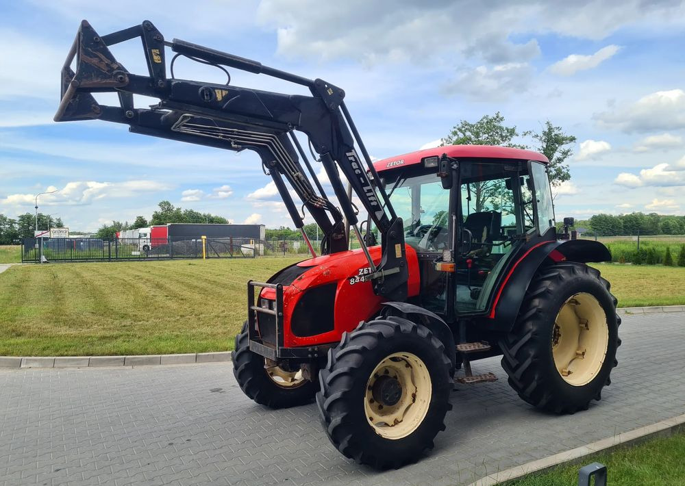 Zetor 8441 - Tractor: foto 1 Zetor 8441 - Tractor: foto 1