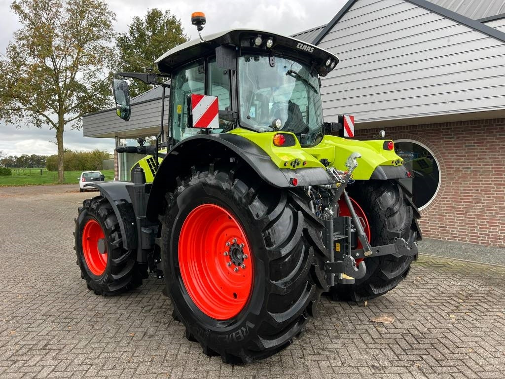 Claas Arion 530 CIS+ - Tractor: foto 3 Claas Arion 530 CIS+ - Tractor: foto 3