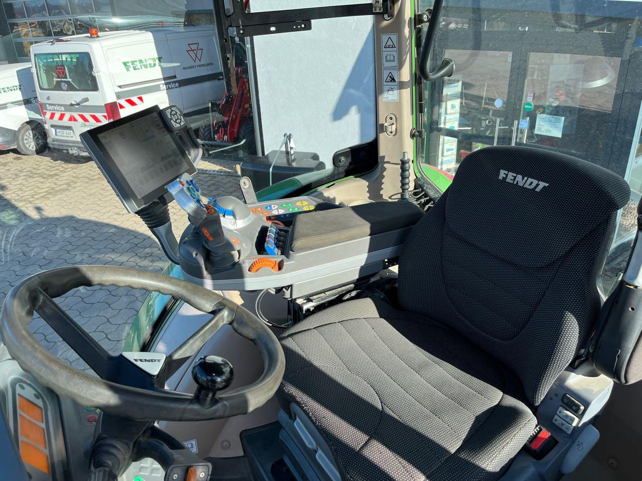 Tractor Fendt 722 Vario S4 ProfiPlus: foto 10