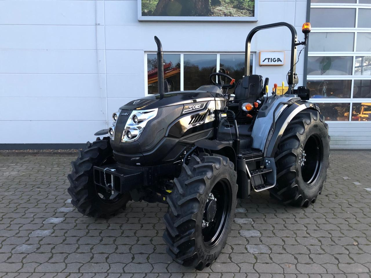 Solis 50 Stage V Panther - Tractor: foto 2 Solis 50 Stage V Panther - Tractor: foto 2