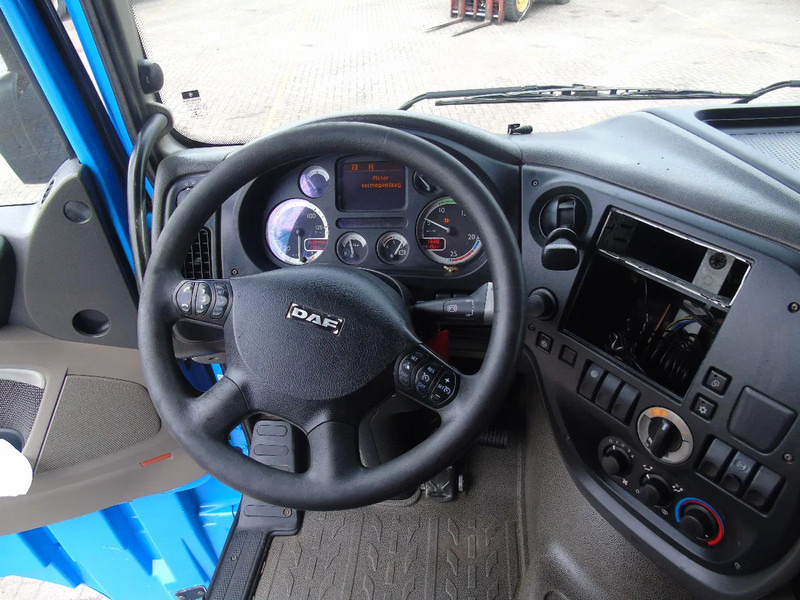 DAF XF 105.460 + EURO 5 + SSC - Cabeza tractora: foto 5 DAF XF 105.460 + EURO 5 + SSC - Cabeza tractora: foto 5