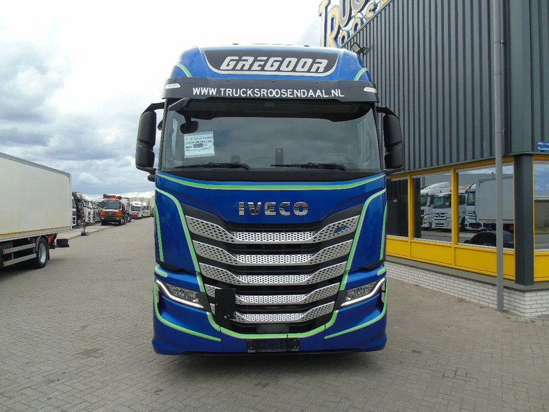 Iveco S-WAY 460 + LNG + LOW KM !!!! + FULL OPTION - Cabeza tractora: foto 5 Iveco S-WAY 460 + LNG + LOW KM !!!! + FULL OPTION - Cabeza tractora: foto 5