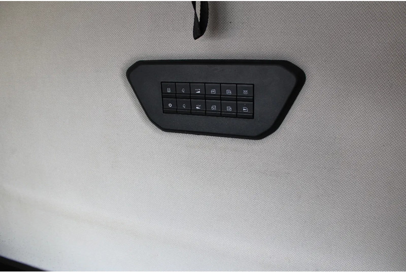 Cabeza tractora Iveco S-WAY 460 + LNG + retarder + euro 6: foto 16