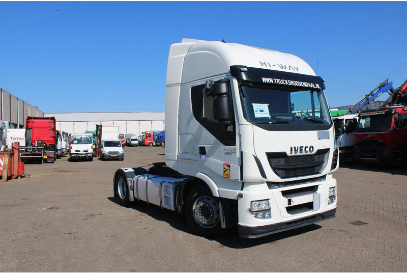 Iveco Stralis 420 + EURO 6 - Cabeza tractora: foto 3 Iveco Stralis 420 + EURO 6 - Cabeza tractora: foto 3