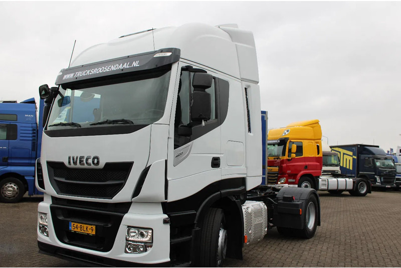Iveco Stralis 420 + euro 6 - Cabeza tractora: foto 3 Iveco Stralis 420 + euro 6 - Cabeza tractora: foto 3