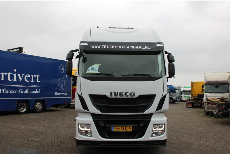 Iveco Stralis 420 + euro 6 - Cabeza tractora: foto 2 Iveco Stralis 420 + euro 6 - Cabeza tractora: foto 2