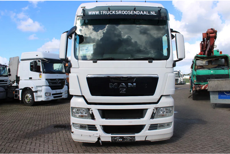 MAN TGX 18.440 + euro 5 + XXL + mega - Cabeza tractora: foto 3 MAN TGX 18.440 + euro 5 + XXL + mega - Cabeza tractora: foto 3