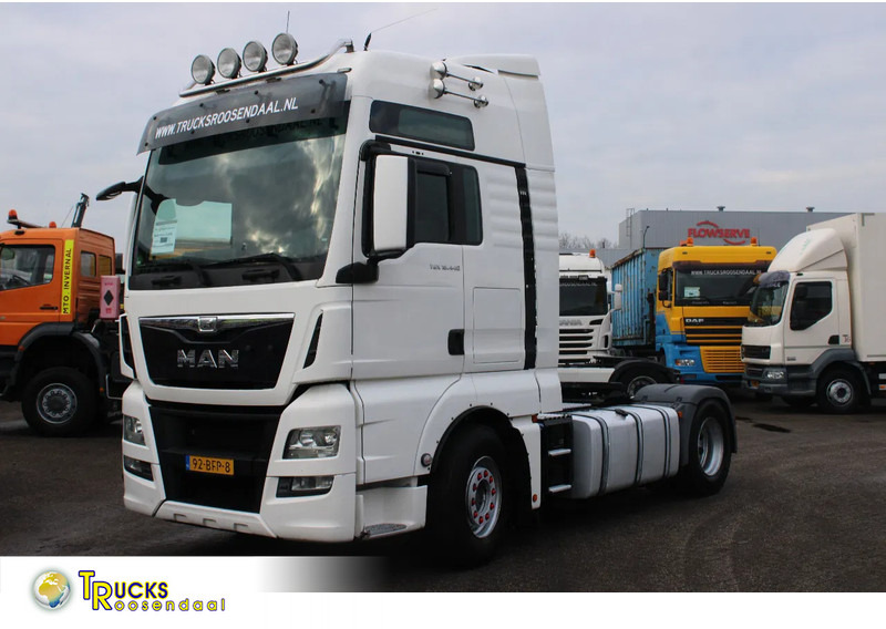 MAN TGX 18.440 + euro 6 + double tank + spoiler - Cabeza tractora: foto 1 MAN TGX 18.440 + euro 6 + double tank + spoiler - Cabeza tractora: foto 1