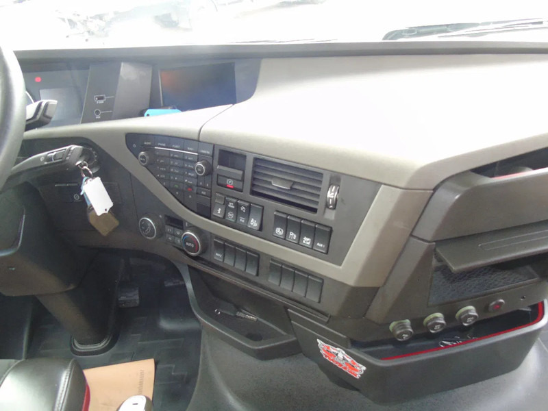 Cabeza tractora Volvo FH 420 + 6X2 + EURO 6: foto 12