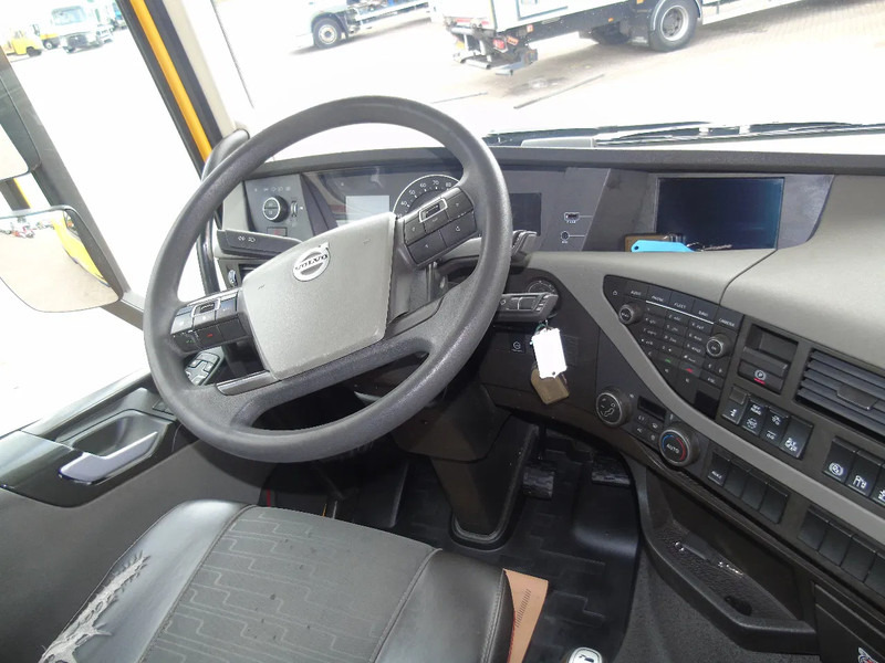 Cabeza tractora Volvo FH 420 + 6X2 + EURO 6: foto 9