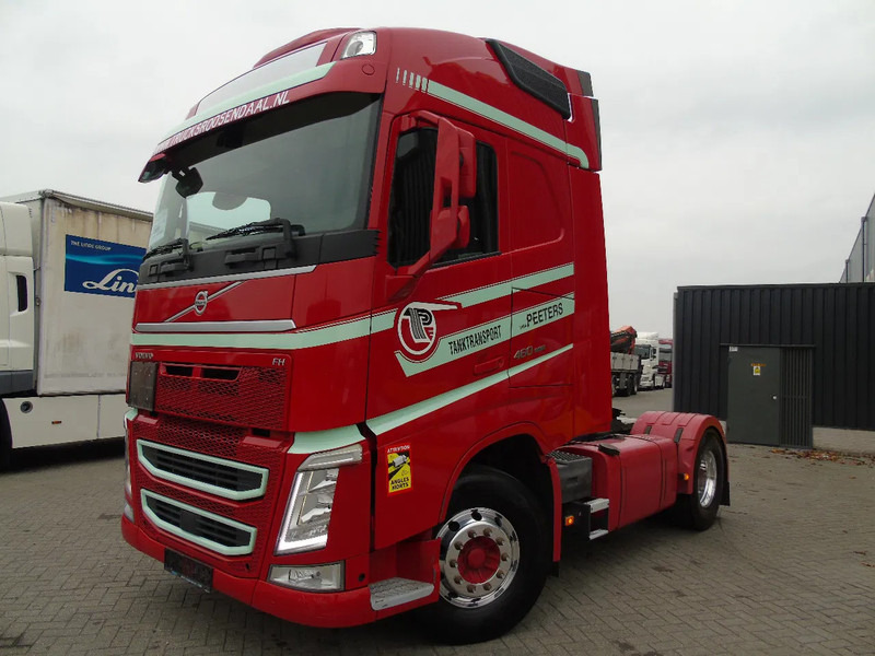 Volvo FH 460 +ADR+ PTO + SPOILER + EURO 6 - Cabeza tractora: foto 2 Volvo FH 460 +ADR+ PTO + SPOILER + EURO 6 - Cabeza tractora: foto 2