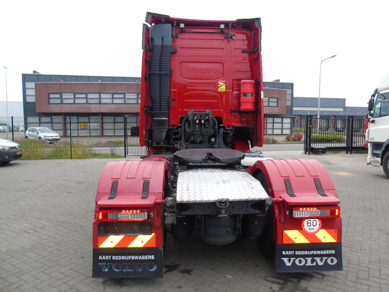 Volvo FH 460 +ADR+ PTO + SPOILER + EURO 6 - Cabeza tractora: foto 4 Volvo FH 460 +ADR+ PTO + SPOILER + EURO 6 - Cabeza tractora: foto 4