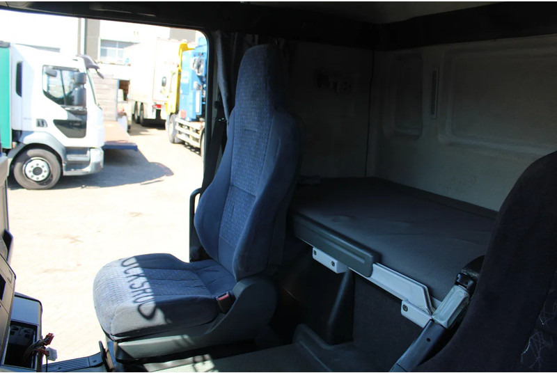Camión para transporte de betún MAN TGA 26.310 + LINDHOFF EN LINNE 6M3 + MANUAL + COMBI: foto 13