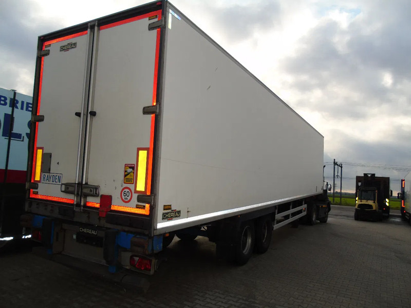 Chereau 2 AXLE BPW + HYDRAROLL - Semirremolque caja cerrada: foto 3 Chereau 2 AXLE BPW + HYDRAROLL - Semirremolque caja cerrada: foto 3