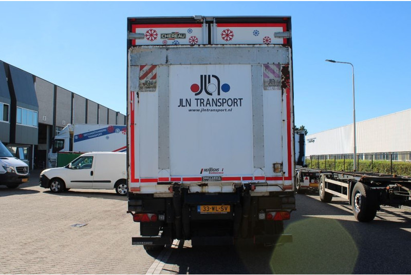 Chereau + 2 AXLE + Carrier + Dhollandia Lift - Remolque frigorífico: foto 5 Chereau + 2 AXLE + Carrier + Dhollandia Lift - Remolque frigorífico: foto 5