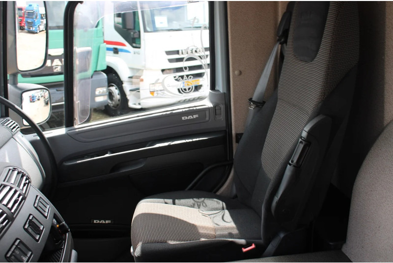 Camión caja cerrada DAF CF 400 + EURO 6 + 19t: foto 11