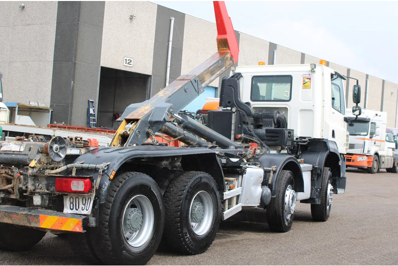 DAF CF 510 + 8X4 + HOOK 26TON + PERFCET CONDITION + 2X IN STOCK - Camión multibasculante: foto 4 DAF CF 510 + 8X4 + HOOK 26TON + PERFCET CONDITION + 2X IN STOCK - Camión multibasculante: foto 4