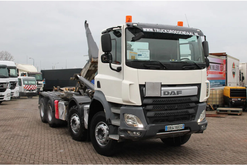 DAF CF 510 + 8X4 + SPRING SUSPENSION + MANUAL + EURO 6 - Camión multibasculante: foto 2 DAF CF 510 + 8X4 + SPRING SUSPENSION + MANUAL + EURO 6 - Camión multibasculante: foto 2
