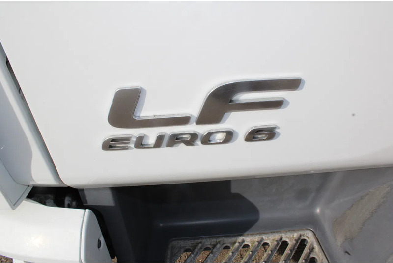 DAF LF 210 + EURO 6 + 12T + LIFT - Camión caja cerrada: foto 5 DAF LF 210 + EURO 6 + 12T + LIFT - Camión caja cerrada: foto 5