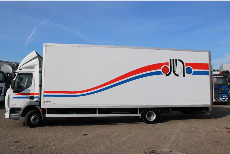 DAF LF 210 + EURO 6 + 12T + LIFT - Camión caja cerrada: foto 4 DAF LF 210 + EURO 6 + 12T + LIFT - Camión caja cerrada: foto 4
