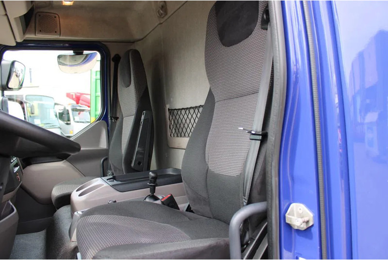 DAF LF 230 + EURO 6 - Camión caja cerrada: foto 5 DAF LF 230 + EURO 6 - Camión caja cerrada: foto 5