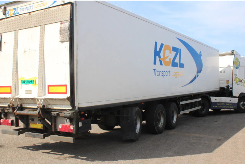 Groenewegen 3x BPW +3 TONS lift - Semirremolque caja cerrada: foto 4 Groenewegen 3x BPW +3 TONS lift - Semirremolque caja cerrada: foto 4