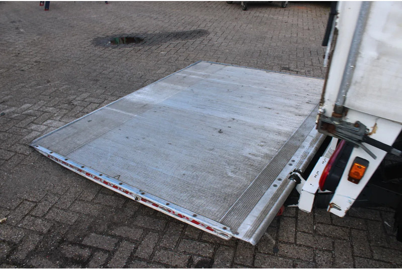 Camión caja cerrada Iveco Eurocargo 120E220 + EURO 6 + 12t + NICE TRUCK: foto 6