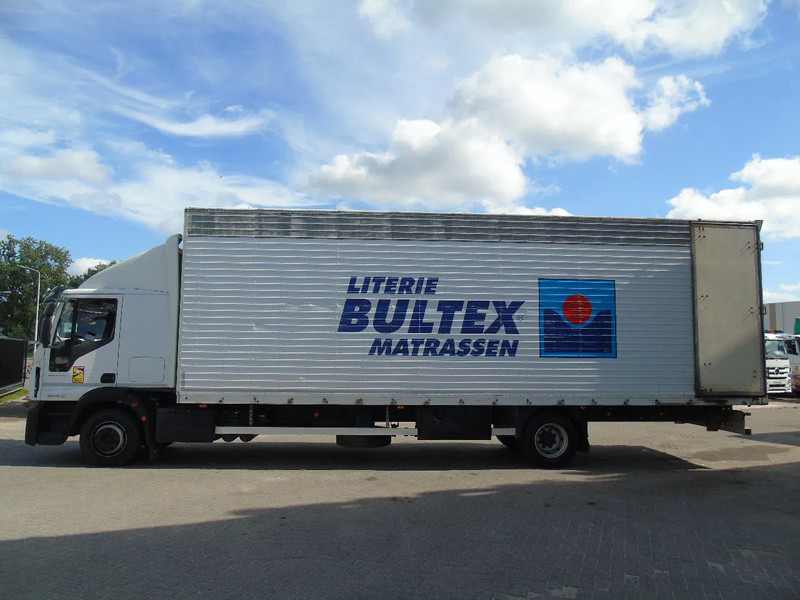 Iveco Eurocargo 120E25 + EURO 6 + 196.000KM! - Camión caja cerrada: foto 2 Iveco Eurocargo 120E25 + EURO 6 + 196.000KM! - Camión caja cerrada: foto 2