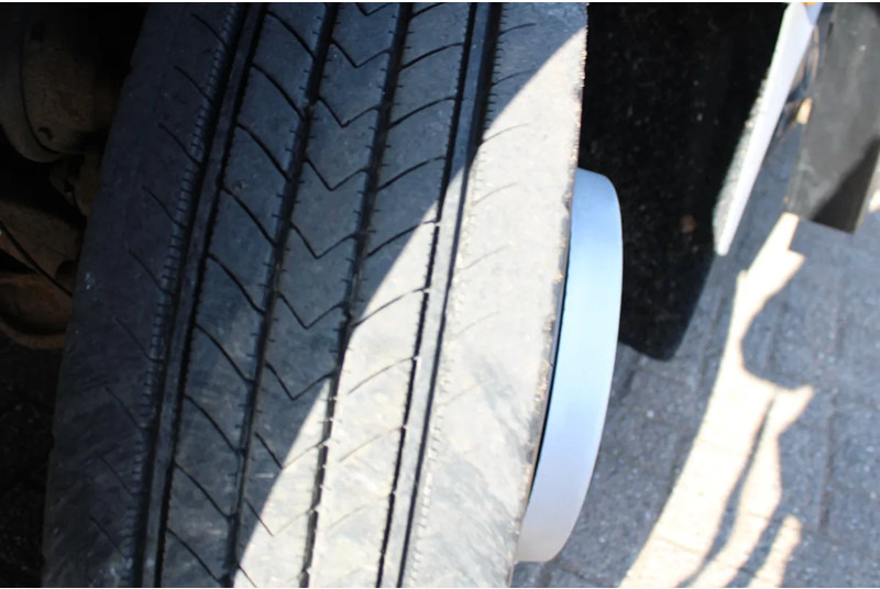 Camión caja cerrada Iveco Eurocargo 120E25 + MANUAL: foto 19