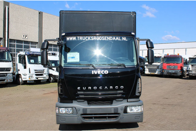 Iveco Eurocargo 120E25 + MANUAL - Camión caja cerrada: foto 3 Iveco Eurocargo 120E25 + MANUAL - Camión caja cerrada: foto 3