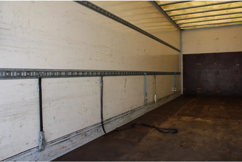 Camión caja cerrada Iveco Eurocargo 120E25 + MANUAL: foto 8
