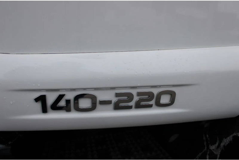 Camión frigorífico Iveco Eurocargo 140e22 + EURO 6 + LOW KM + chereau: foto 8