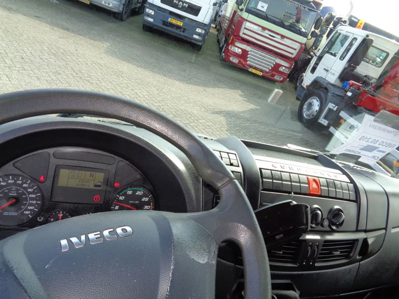Iveco Eurocargo 80EL21 RESERVED Manual + Euro 6 + Dhollandia Lift - Camión lona: foto 4 Iveco Eurocargo 80EL21 RESERVED Manual + Euro 6 + Dhollandia Lift - Camión lona: foto 4