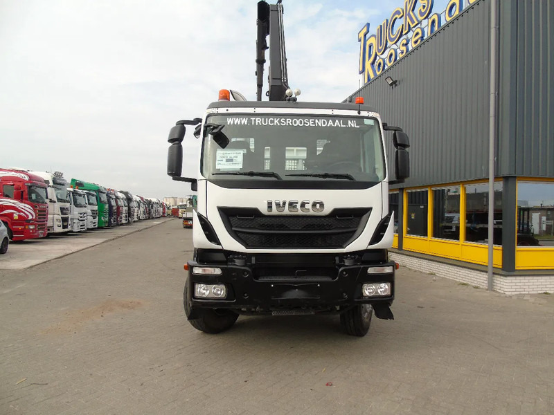 Camión grúa Iveco Eurotrakker 360 EEV + HIAB 144B- 2 + 6X4 + REMOTE + SPRING/BIG AXLE + EURO 5: foto 11
