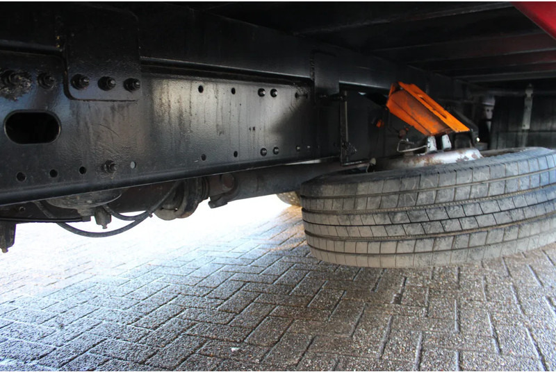 Camión lona MAN TGL 12.210 + MANUAL + 2.70HEIGHT + CAMERA: foto 13 Camión lona MAN TGL 12.210 + MANUAL + 2.70HEIGHT + CAMERA: foto 13