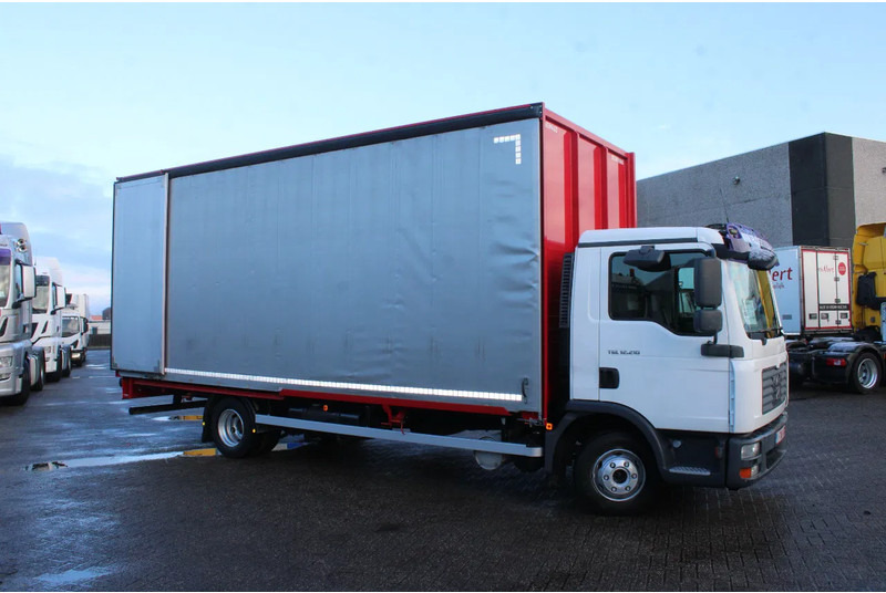 Camión lona MAN TGL 12.210 + MANUAL + 2.70HEIGHT + CAMERA: foto 10 Camión lona MAN TGL 12.210 + MANUAL + 2.70HEIGHT + CAMERA: foto 10