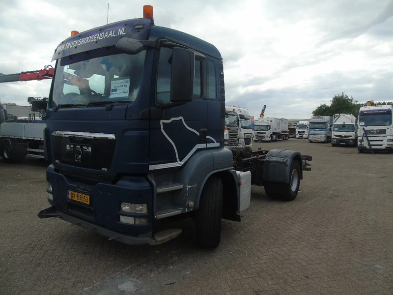 MAN TGS 18.320 + EURO 5 + MANUAL + RHD - Camión chasis: foto 3 MAN TGS 18.320 + EURO 5 + MANUAL + RHD - Camión chasis: foto 3