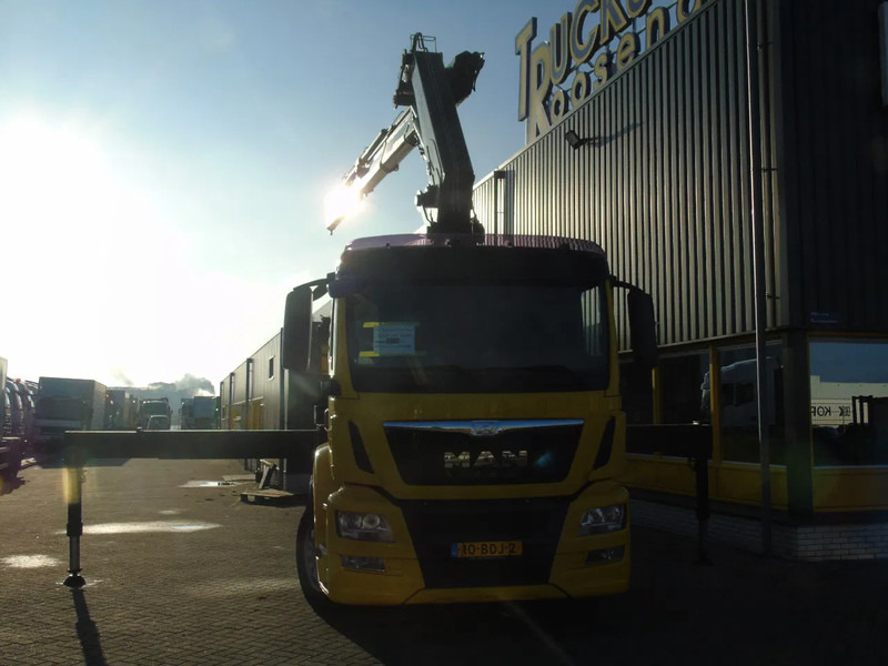 MAN TGS 26.360 + FASSI 420AXP.24 + 6X2 STEERING + 4.876 HOURS + EURO 6 - Camión grúa: foto 5 MAN TGS 26.360 + FASSI 420AXP.24 + 6X2 STEERING + 4.876 HOURS + EURO 6 - Camión grúa: foto 5