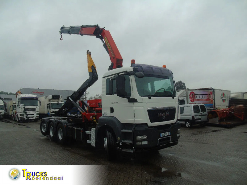 MAN TGS 35.440 + PALFINGER 24500 + 8X4 + EURO 5 + REMOTE - Camión multibasculante, Camión grúa: foto 1 MAN TGS 35.440 + PALFINGER 24500 + 8X4 + EURO 5 + REMOTE - Camión multibasculante, Camión grúa: foto 1
