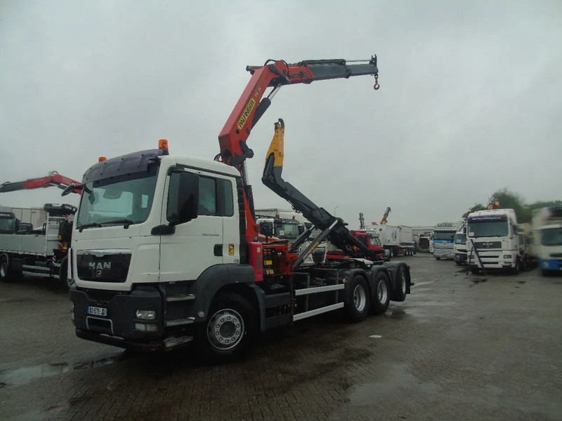 MAN TGS 35.440 + PALFINGER 24500 + 8X4 + EURO 5 + REMOTE - Camión multibasculante, Camión grúa: foto 2 MAN TGS 35.440 + PALFINGER 24500 + 8X4 + EURO 5 + REMOTE - Camión multibasculante, Camión grúa: foto 2