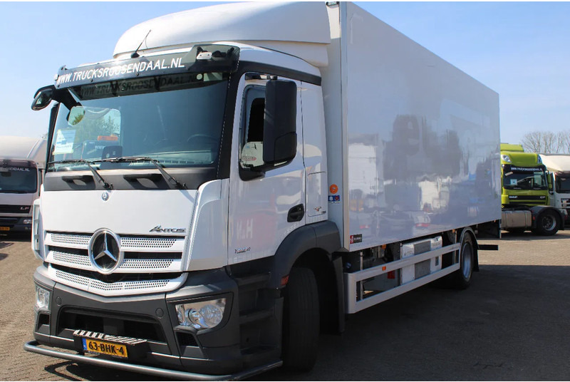 Camión frigorífico Mercedes-Benz Antos 1924 + THERMO KING 1200 + LIFT + EURO 6: foto 19