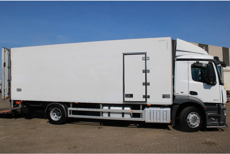 Camión frigorífico Mercedes-Benz Antos 1924 + THERMO KING 1200 + LIFT + EURO 6: foto 11