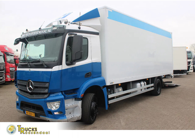 Mercedes-Benz Antos 360 + euro 6 + lift - Camión caja cerrada: foto 1 Mercedes-Benz Antos 360 + euro 6 + lift - Camión caja cerrada: foto 1